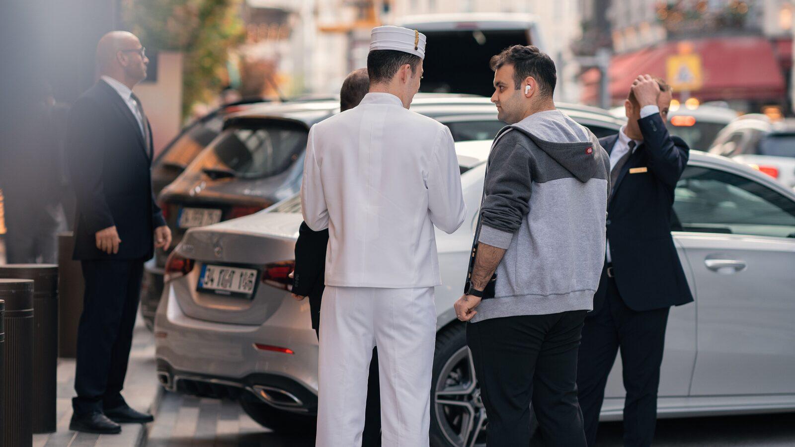 How to set up a valet parking service: the complete guide